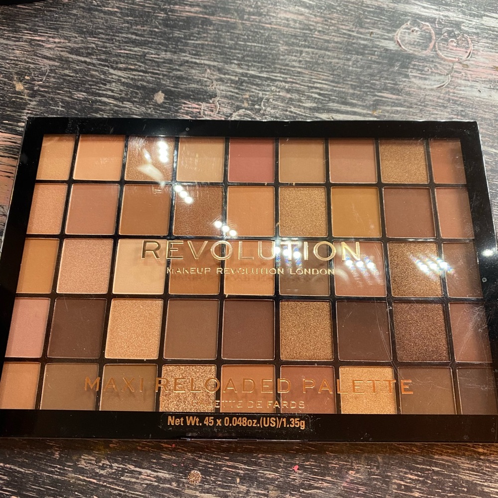 Makeup revolution never used